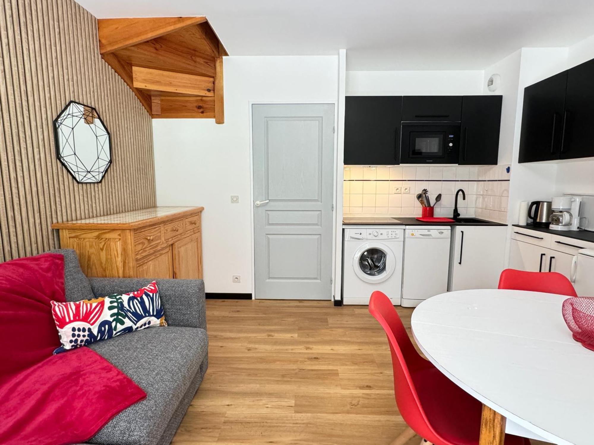 Appartement T3 duplex 6 couchages parking et balcon sud à Cauterets Extérieur photo